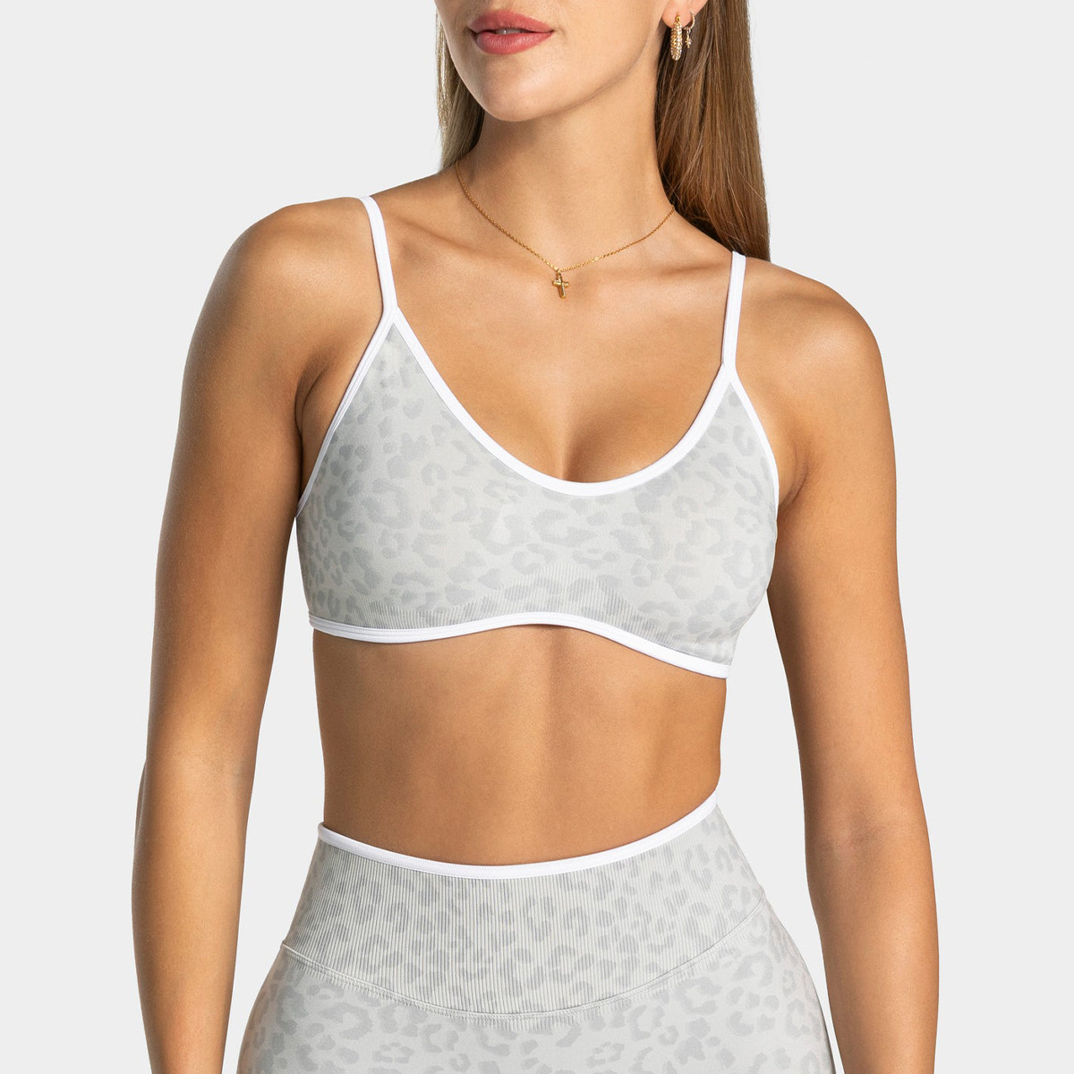 เสื้อกีฬาผู้หญิงแบบรัดหลังสวยง - Yoga Fitness Logo Design บทวิจารณ์และราคา